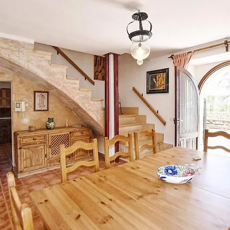 Spacious With Private Pool Holiday home *